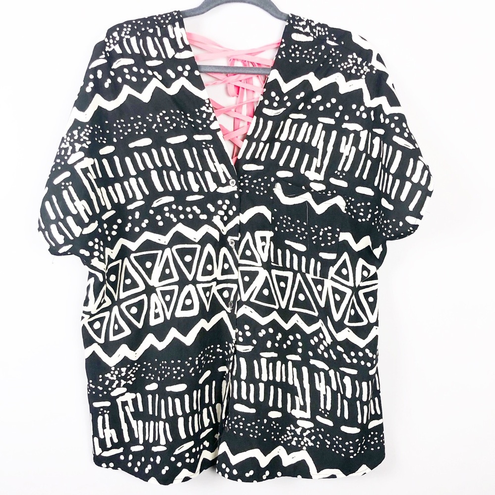 Very Jo Black & Cream Top